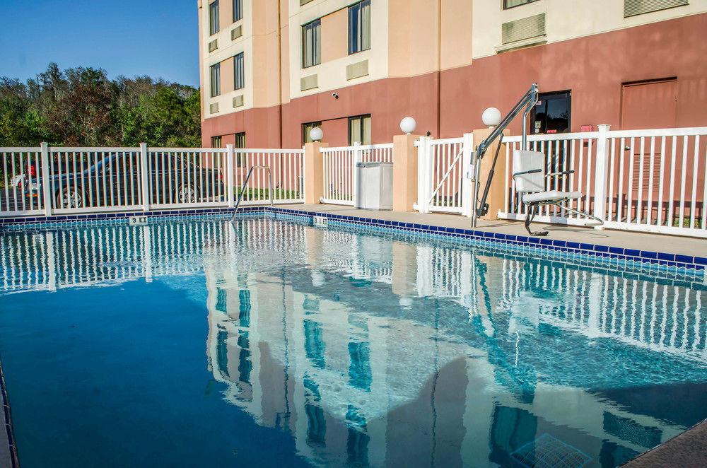 Spot X Hotel Tampa - Wesley Chapel By The Red Collection Eksteriør billede