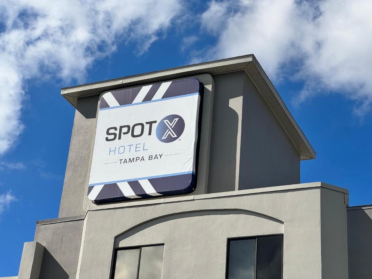 Spot X Hotel Tampa - Wesley Chapel By The Red Collection Eksteriør billede