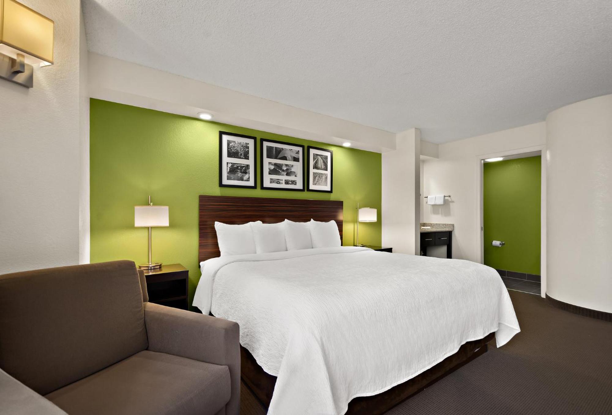 Spot X Hotel Tampa - Wesley Chapel By The Red Collection Eksteriør billede