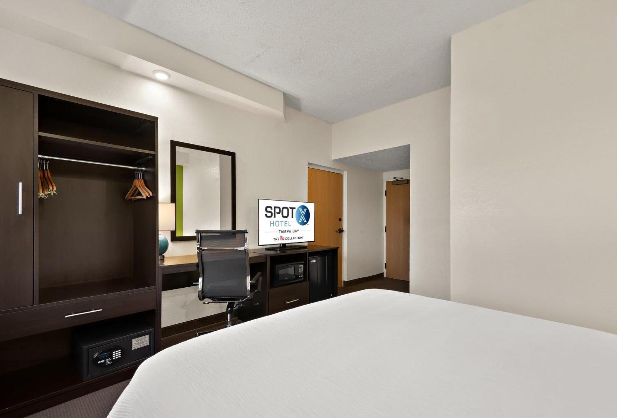 Spot X Hotel Tampa - Wesley Chapel By The Red Collection Eksteriør billede