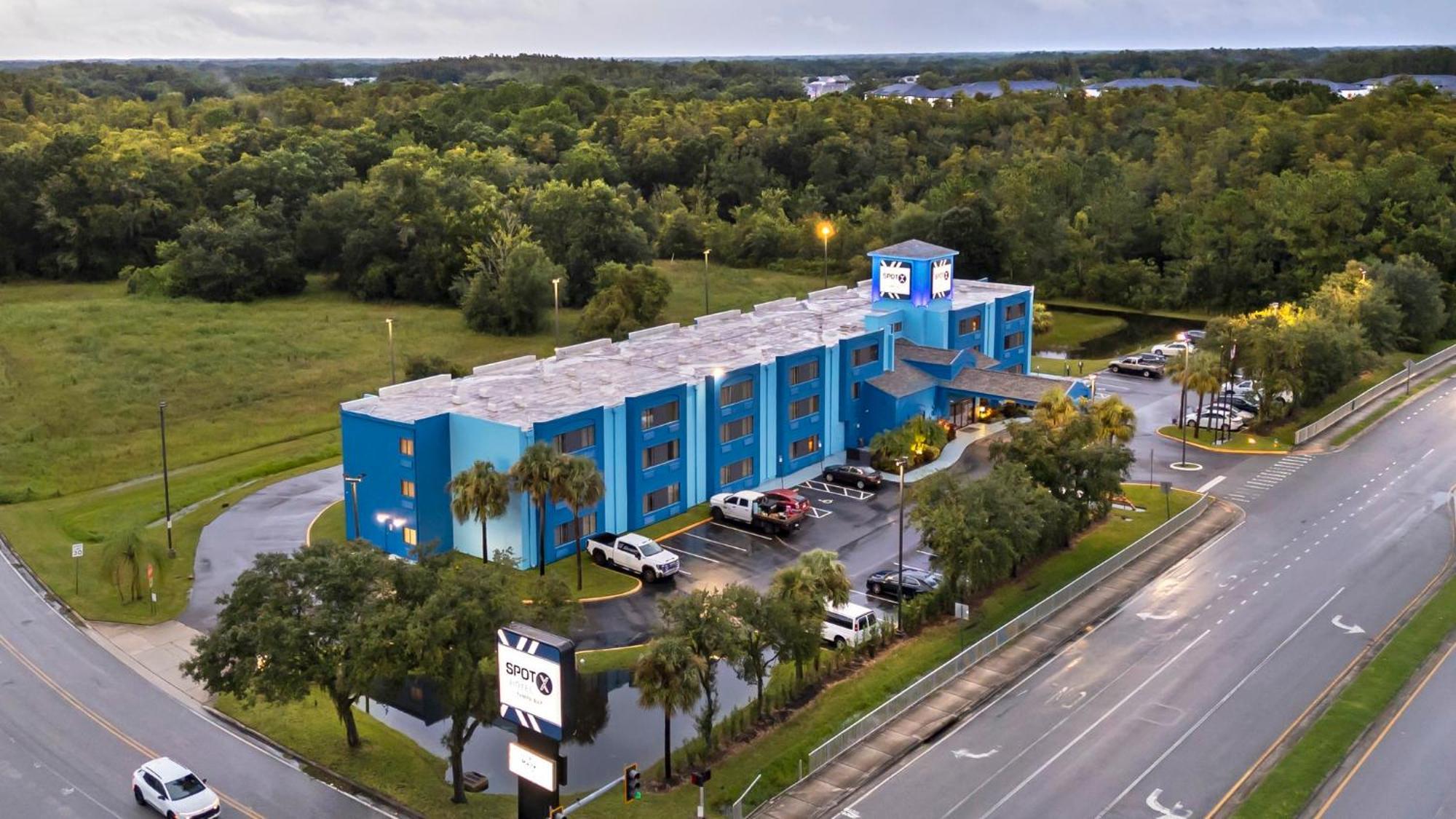 Spot X Hotel Tampa - Wesley Chapel By The Red Collection Eksteriør billede