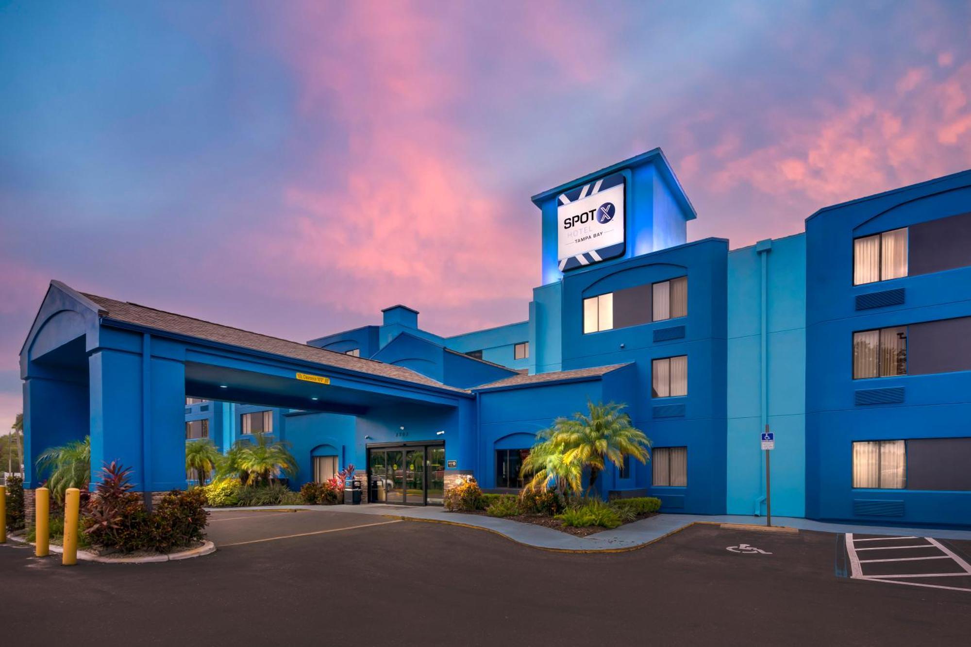 Spot X Hotel Tampa - Wesley Chapel By The Red Collection Eksteriør billede