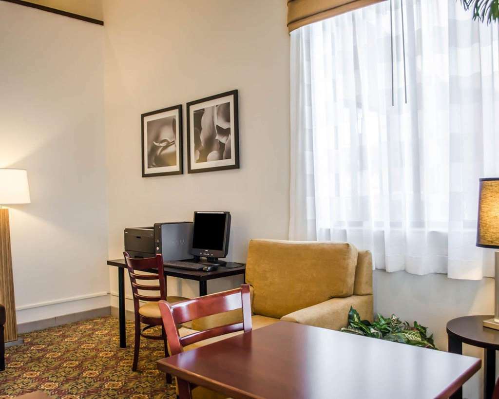 Spot X Hotel Tampa - Wesley Chapel By The Red Collection Faciliteter billede