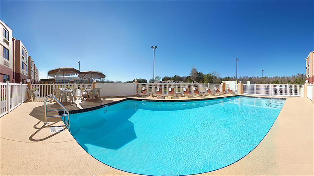 Spot X Hotel Tampa - Wesley Chapel By The Red Collection Eksteriør billede